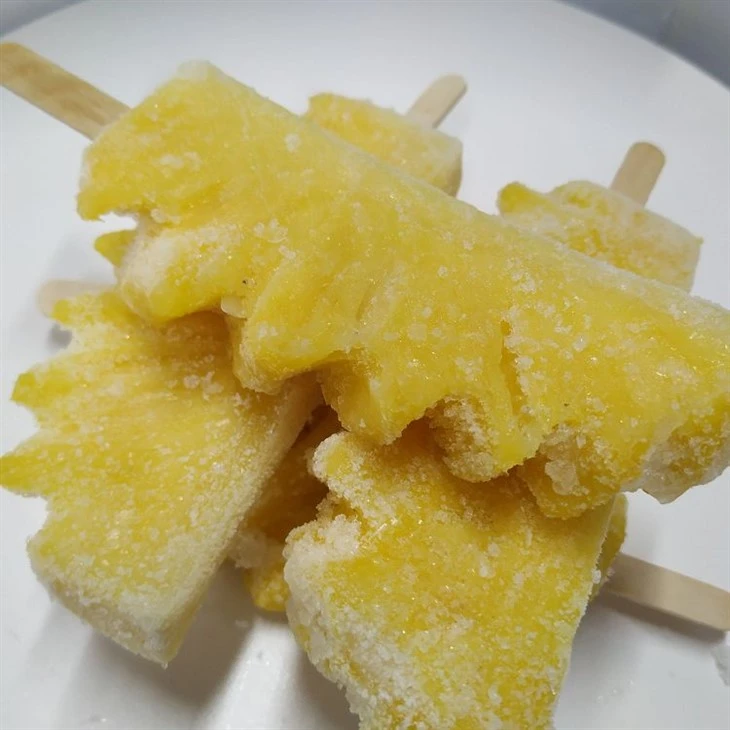 IQF pineapple(001)